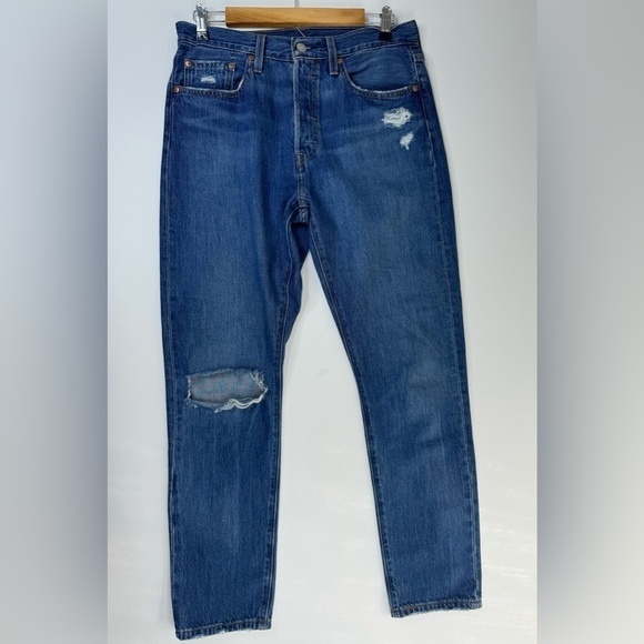 Levi’s 501 Button Fly Short Skinny Distressed Jeans Womens 28 X 28 - Picture 3 of 15